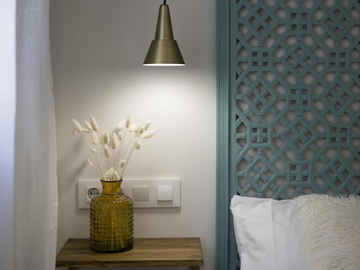 Beautiful Blue Triana Apartment Seville Exterior photo